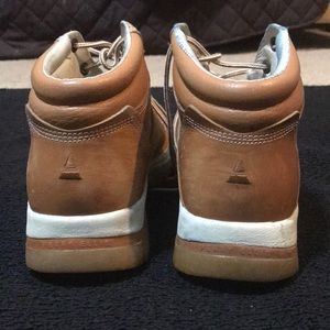 Perry Ellis American dimension boots